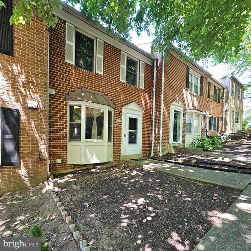 2037 S Glebe Rd, Arlington, VA, 22204-5355 | Card Image