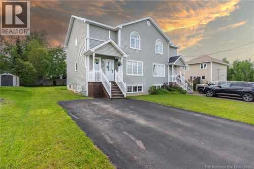 21 Naples Dr, Moncton, NB, E1G0Y1 | Card Image