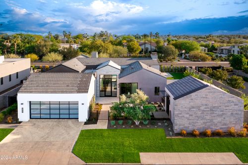 6850 E Joshua Tree Ln, Paradise Valley, AZ, 85253-3281 | Card Image