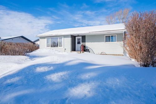10124 112 Ave, Grande Prairie, AB, T8V1V7 | Card Image