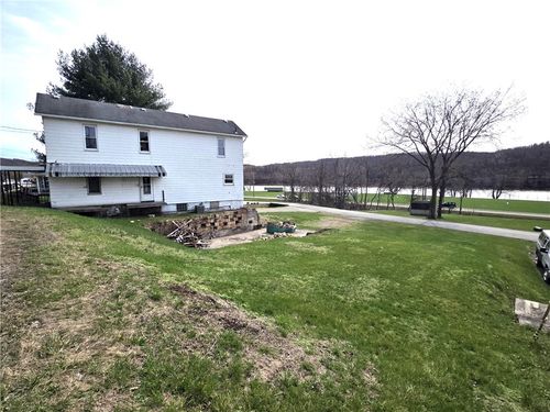 3284 Rainbow Run Rd, Monongahela, PA, 15063-4511 | Card Image