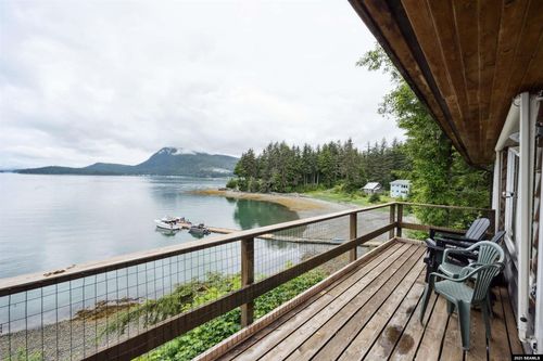 2670 Fritz Cove Rd, Juneau, AK, 99801-6802 | Card Image