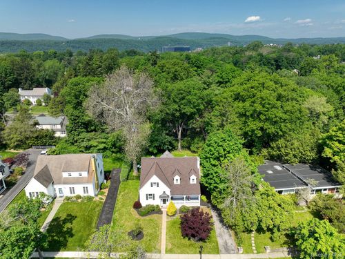 12 Gaskin Rd, Poughkeepsie, NY, 12601-5015 | Card Image