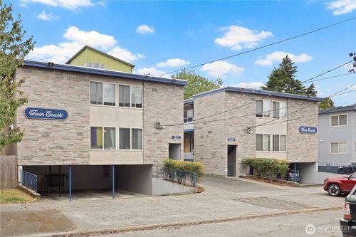 2223 Nw 59th St, Seattle, WA, 98107-3153 | Card Image
