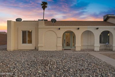 5147 W Eugie Avenue, Townhouse with 2 bedrooms, 1 bathrooms and null parking in Glendale AZ | Image 3