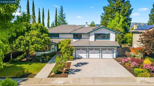 10137 Nantucket Dr, San Ramon, CA, 94582-2870 | Card Image