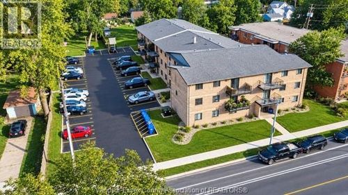 304-3355 Sandwich St., Windsor, ON, N9C1B2 | Card Image