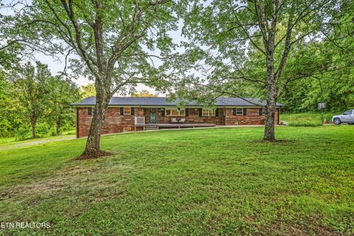 5160 Indian Warpath Rd, Maryville, TN, 37803-8706 | Card Image
