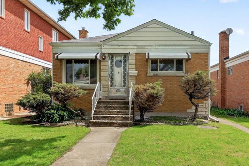 2213 Park Ave, North Riverside, IL, 60546-1345 | Card Image