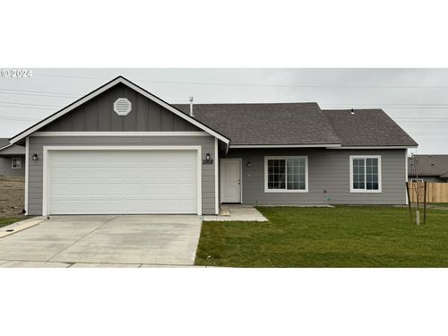 2858 Cardinal Pl, Umatilla, OR, 97882 | Card Image