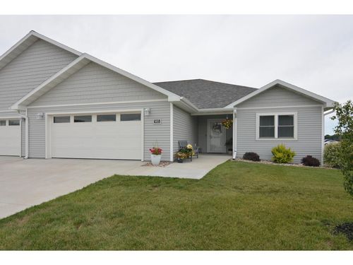 905 Roosevelt St, BARABOO, WI, 53913-2924 | Card Image
