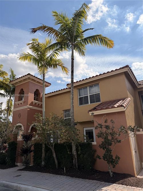 2005-906 Sw 143rd Ave, Pembroke Pines, FL, 33027-6155 | Card Image