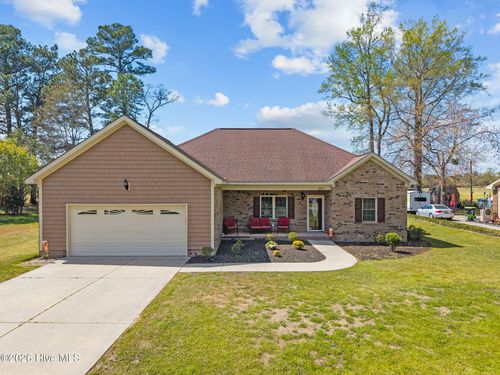 483 Central Dr, Snow Hill, NC, 28580-7293 | Card Image