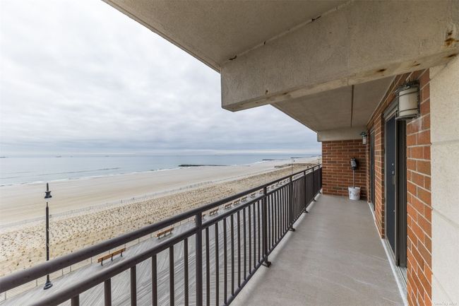 Huge Oceanfront Wrap-a-round Balcony | Image 10