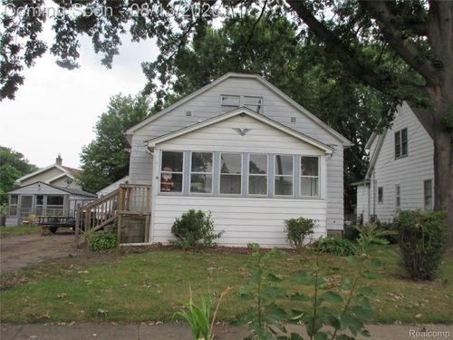 4016 Circle Dr, Flint, MI, 48507-2719 | Card Image