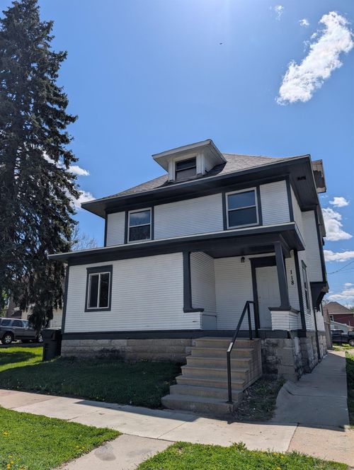 118 Allen, Waterloo, IA, 50701 | Card Image