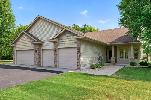 6801 24th St N, Oakdale, MN, 55128-4401 | Card Image