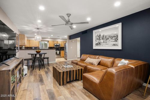 6419 E Cambridge Ave, Scottsdale, AZ, 85257-1123 | Card Image