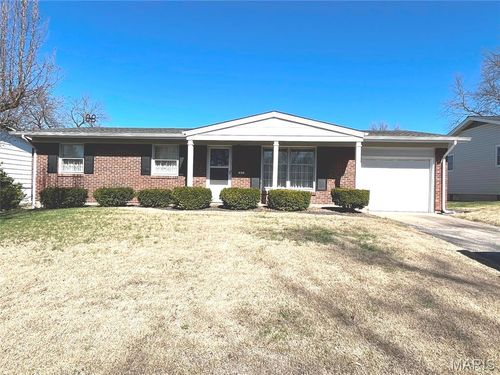 917 Wilmington Dr, Saint Charles, MO, 63301-4760 | Card Image