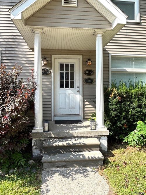101-12-99 Clinton St, Mount Clemens, MI, 48043-5611 | Card Image