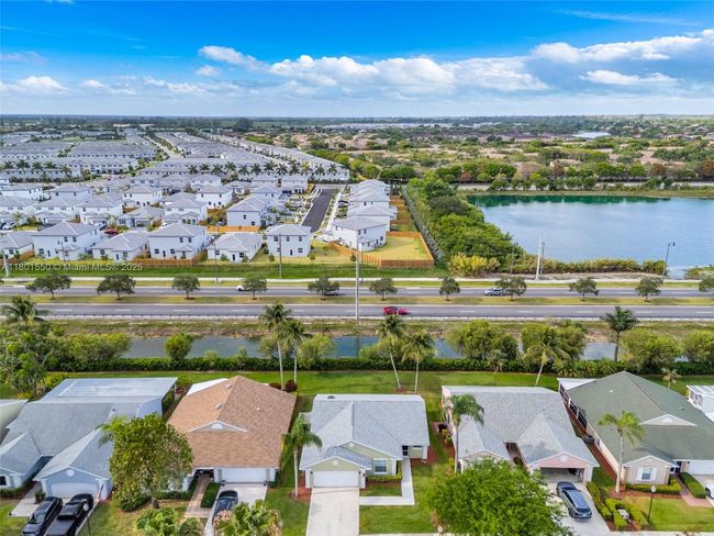 2590 Se 7 Th Pl, House other with 2 bedrooms, 2 bathrooms and null parking in HOMESTEAD FL | Image 38