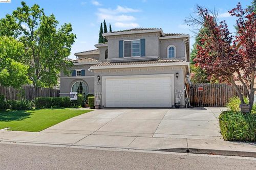2434 Pearlite Way, Antioch, CA, 94531-9348 | Card Image