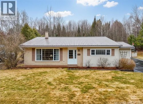 57 Mcnair Dr, Nackawic, NB, E6G1A4 | Card Image