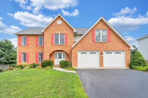 2039 Stone Mill Dr, Salem, VA, 24153 | Card Image