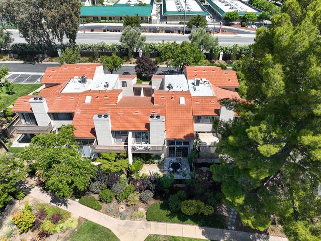 135 Calle Larga, Townhouse with 3 bedrooms, 3 bathrooms and 2 parking in Los Gatos CA | Image 71