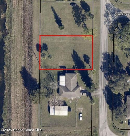 460 Hobart Ave Nw, PALM BAY, FL, 32907-5930 | Card Image