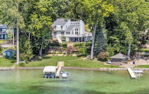 12545 Leisure Ln, Horton, MI, 49246-9403 | Card Image