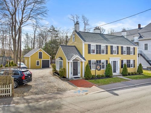 15 Brook St, Cohasset, MA, 02025-1896 | Card Image