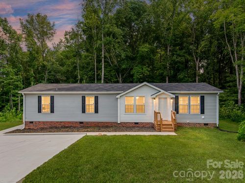 7822 Stillwater Dr, Sherrills Ford, NC, 28673-8324 | Card Image