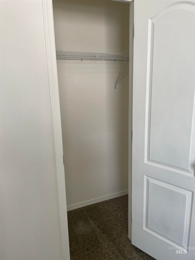 102 N Fairfield St, House other with 3 bedrooms, 2 bathrooms and null parking in Council ID | Image 12
