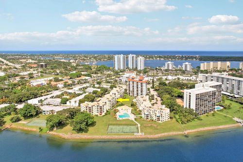 403-372 Golfview Rd, North Palm Beach, FL, 33408-3591 | Card Image