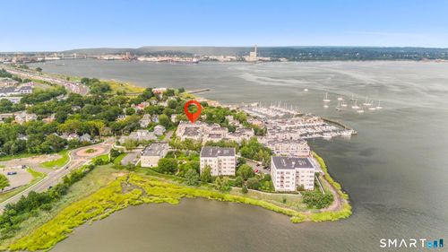 95-95 Harbour Close, New Haven, CT, 06519-2833 | Card Image