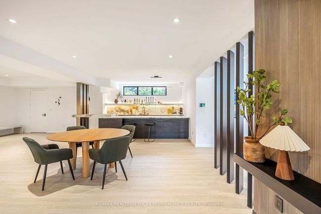 2 Allen Manor, House other with 5 bedrooms, 7 bathrooms and 24 parking in Markham ON | Image 42