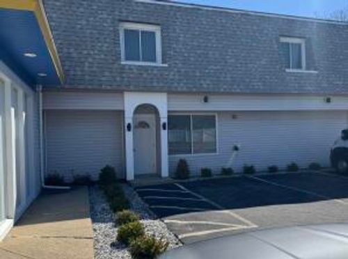 1-460 Bearses Way, Hyannis, MA, 02601-2763 | Card Image