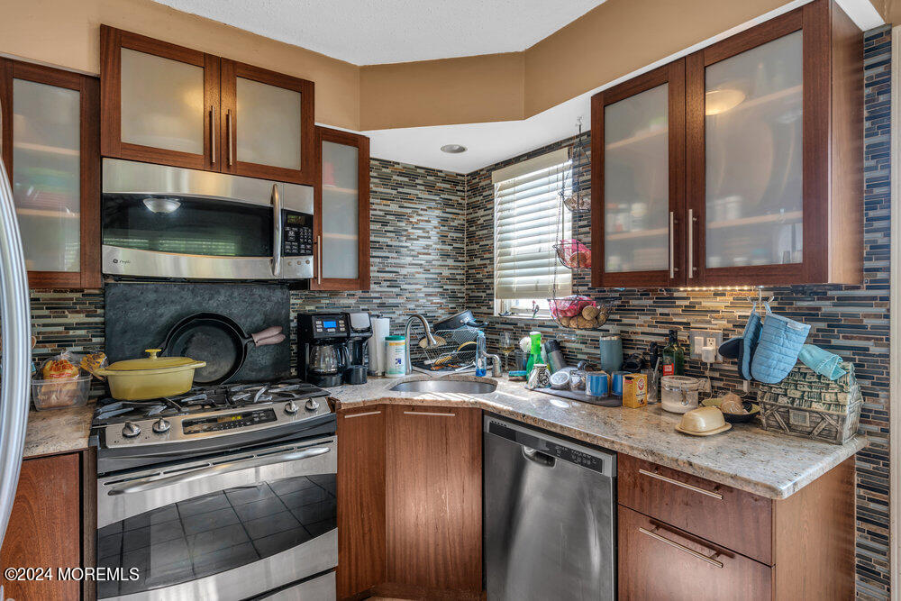 Liberty Dr, Tinton Falls, NJ 07753