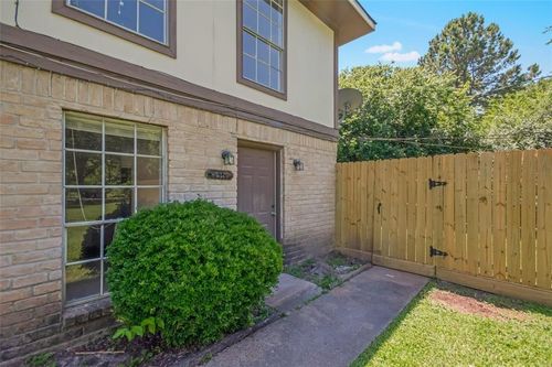 apt-b-9221 Vogue Ln, Houston, TX, 77080-5594 | Card Image