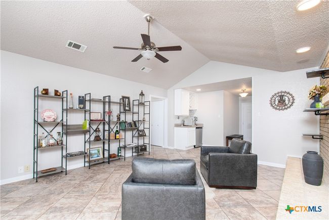812 Trail Crest Dr, House other with 4 bedrooms, 2 bathrooms and null parking in Harker Heights TX | Image 9
