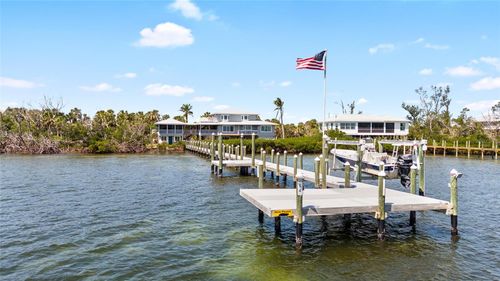 9048 Wharf Ave, PLACIDA, FL, 33946 | Card Image