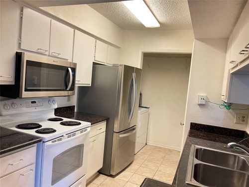 apt-2204-2800 Jeanetta St, Houston, TX, 77063-4078 | Card Image