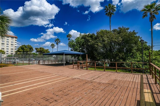 APT-601 - 4164 Inverrary Dr, Condo with 2 bedrooms, 2 bathrooms and null parking in Lauderhill FL | Image 63
