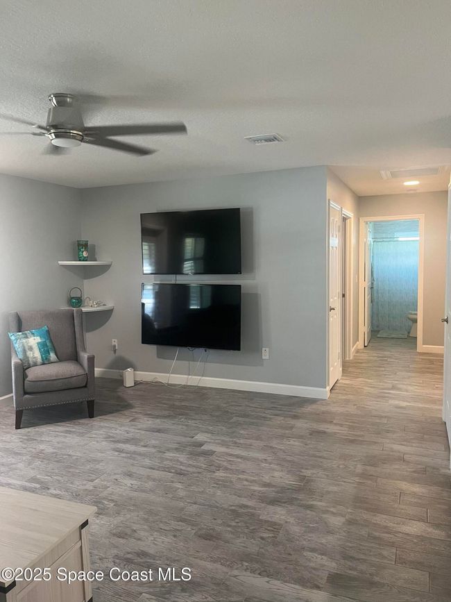 5845 Garretts Rd, House other with 2 bedrooms, 2 bathrooms and null parking in Sebastian FL | Image 4