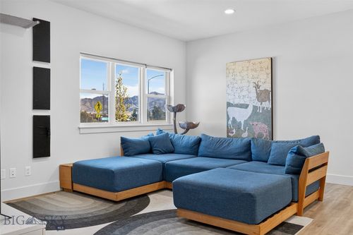 3623 Laduke St, Bozeman, MT, 59718-6124 | Card Image