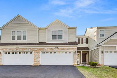 6504 - 6504 Marble Lane, Condo with 2 bedrooms, 1 bathrooms and 2 parking in Carpentersville IL | Image 1