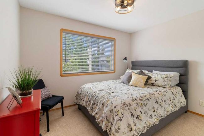 260 Deschner Close, House other with 5 bedrooms, 2 bathrooms and 2 parking in Red Deer AB | Image 28