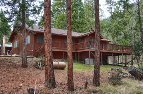 8041 Chilnualna Falls Rd, Wawona, CA, 95389 | Card Image