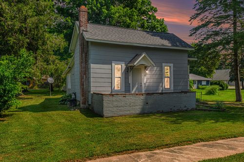 226 W Dibble St, Marcellus, MI, 49067-8702 | Card Image